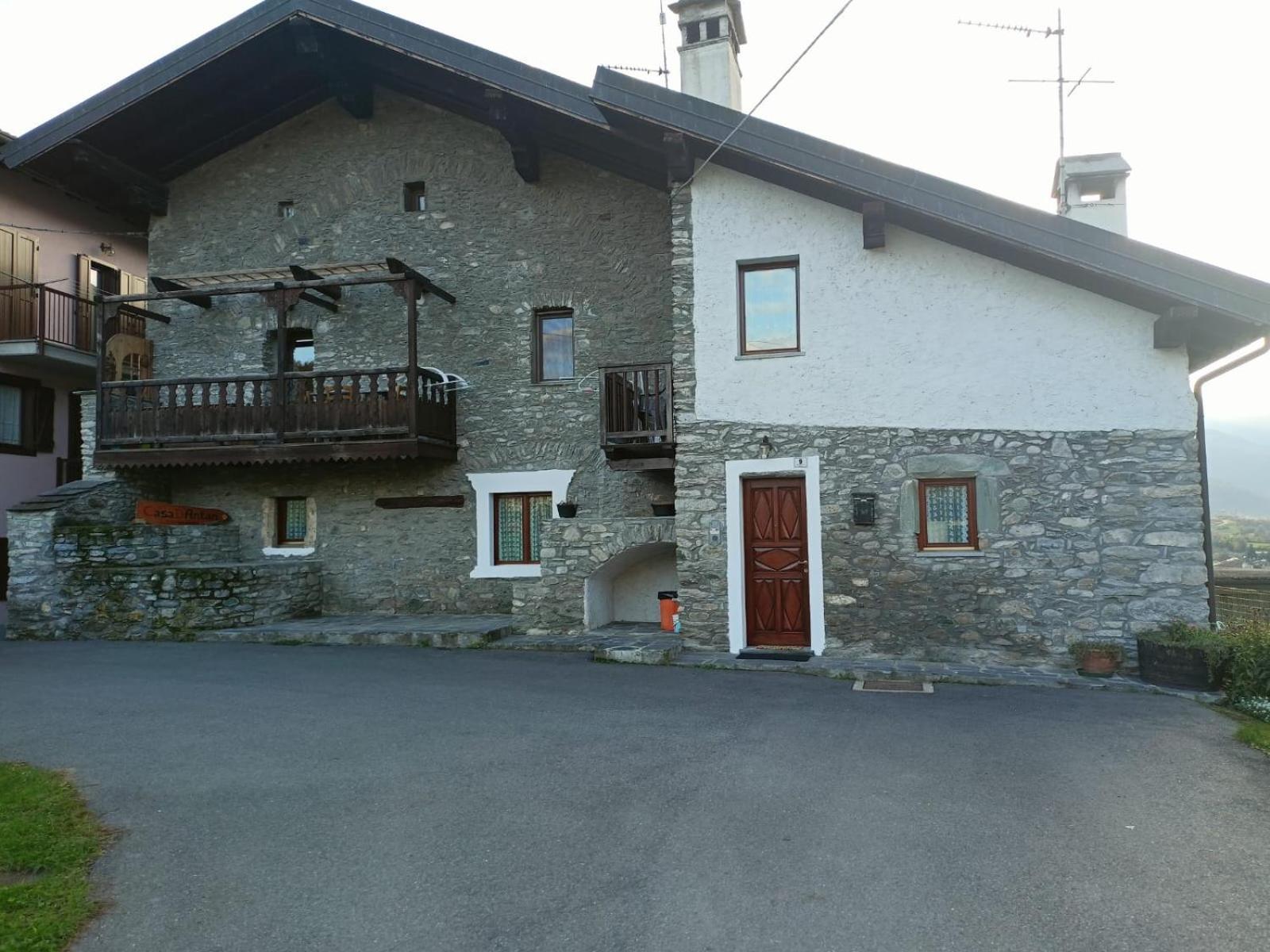 Appartamento Casa D'Antan Gressan Aosta Esterno foto